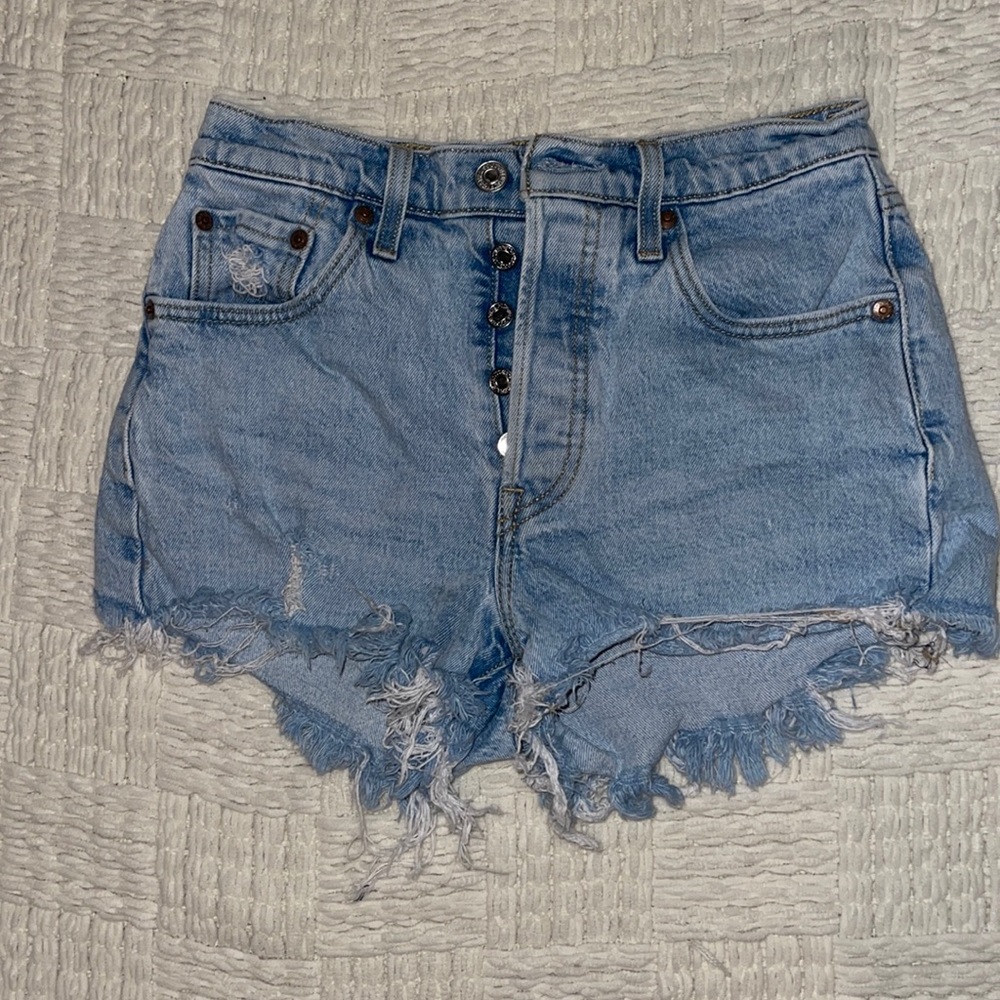 501’s LEVI SHORTS